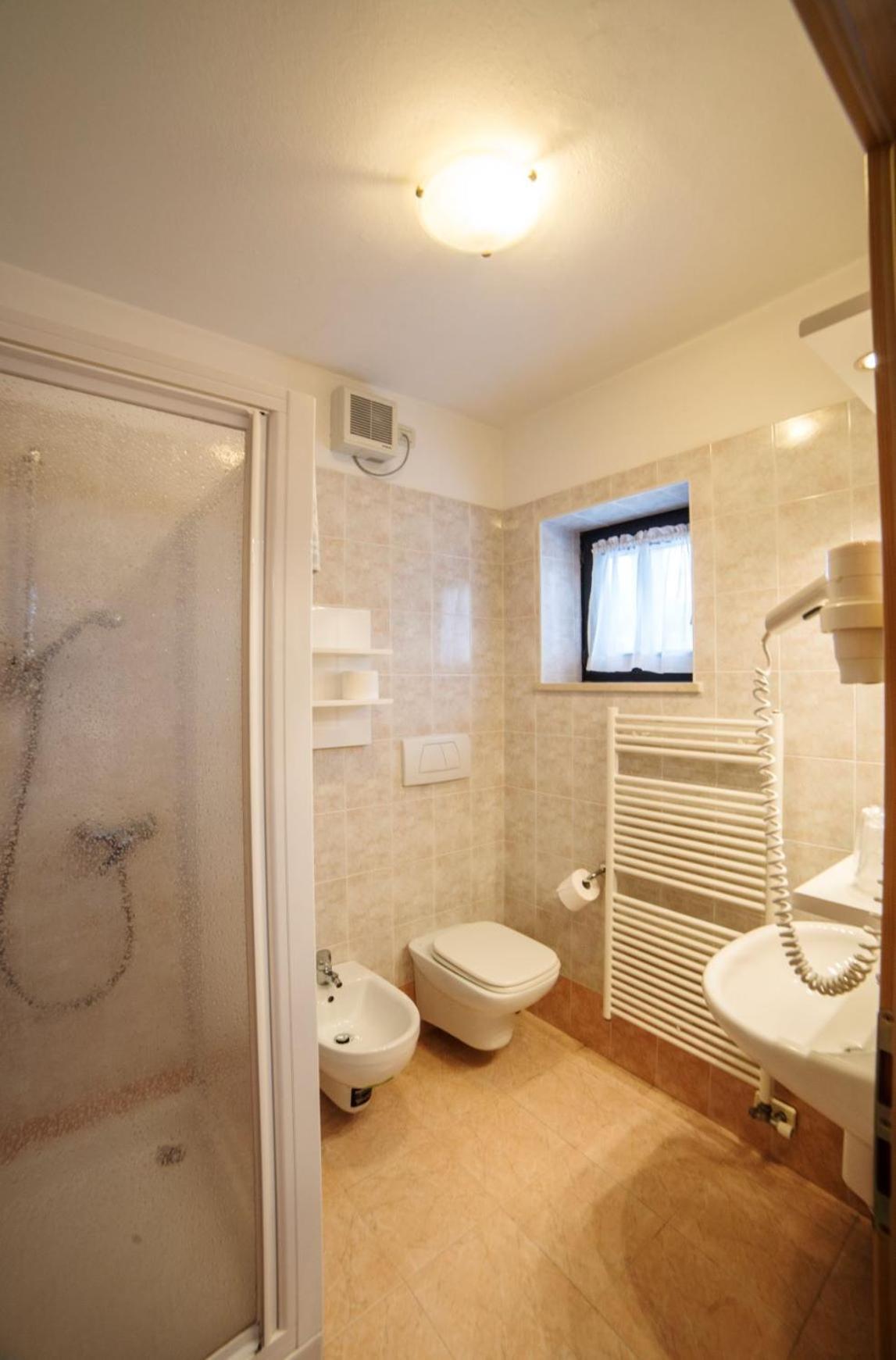 Hotel Al Plan Андало Экстерьер фото